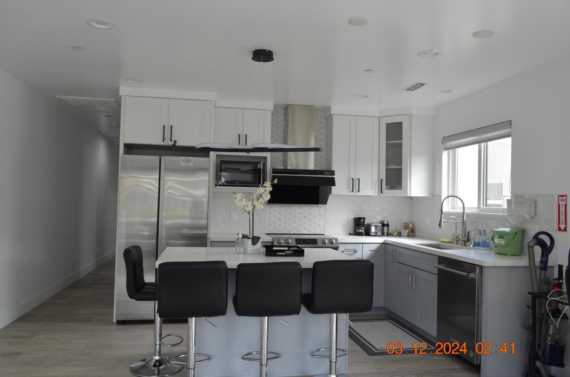 Dimond Abode Vacation Home #1 Oakland Dimond District Номер фото